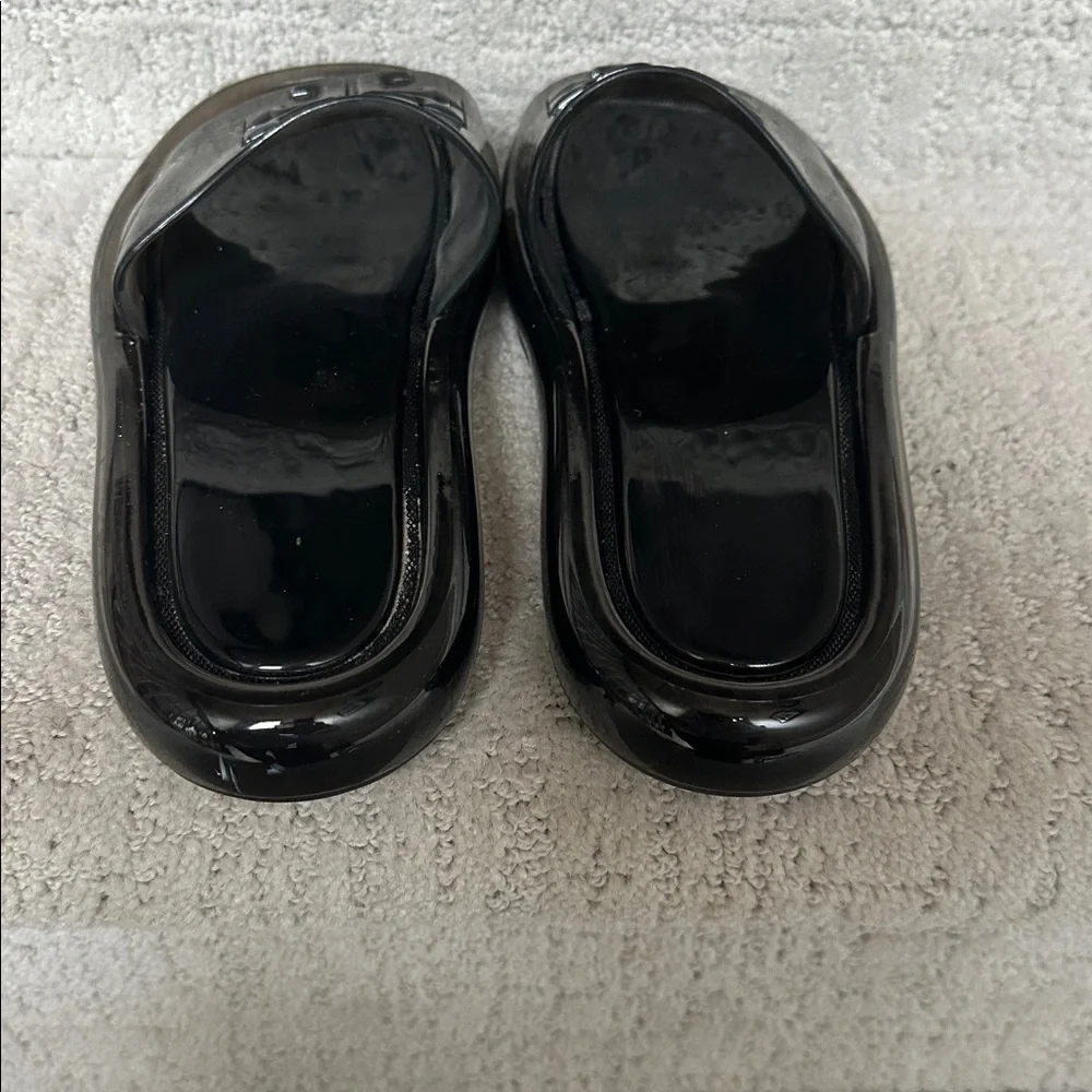Women’s Black Slide Sandals - Sleek Slip-On Comfort